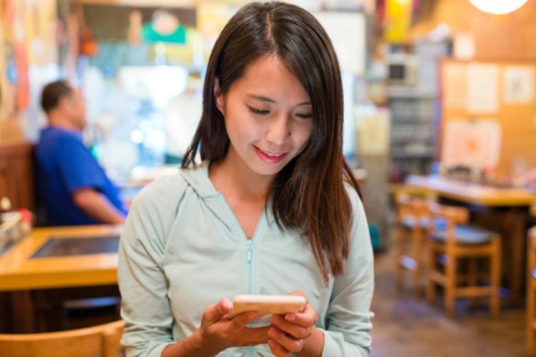 陌陌女生加微信原因？